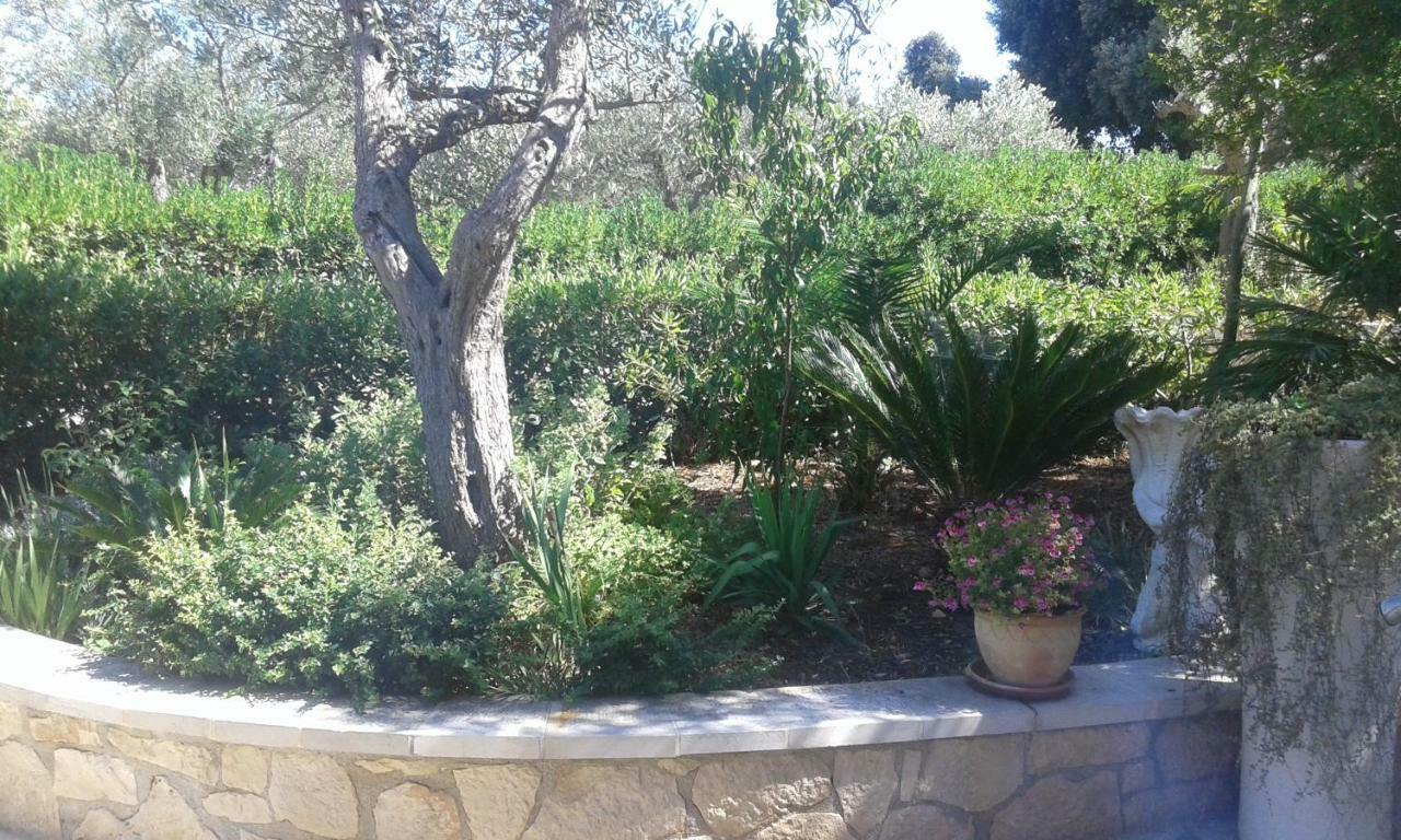 B & B La Mansarda Monopoli Exterior foto